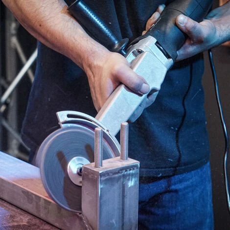 STAHLWERK Kehlnahtschleifer KS-800 ST Mit 800W Leistung, Langhalsschleifer Kehlnaht-Schleifmaschine Mit Mehrstufigem Getriebe Für Besonders Spitze Winkel, 7 Jahre Garantie 2 STAHLWERK Kehlnahtschleifer KS-800 ST Mit 800W Leistung, Langhalsschleifer Kehlnaht-Schleifmaschine Mit Mehrstufigem Getriebe Für Besonders Spitze Winkel, 7 Jahre Garantie – Bild 2