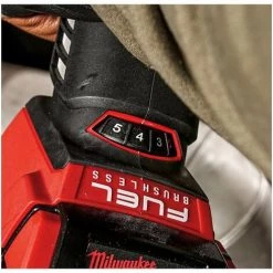 .MILWAUKEE. Milwaukee Akku-Winkelschleifer, Trennschleifer, M18 FSAGV125XB-0X, Drehzahlelektronik, 125mm - 18V -Winkelschleifer & Mauernutfräsen Verkäufe 36768872 4